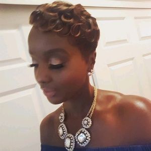 Meet your Posher, Sharon